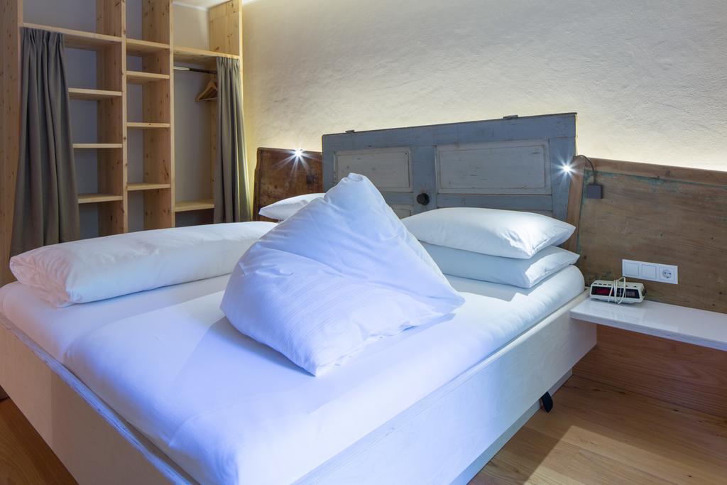 Frida Am Wald Hotel Rasùn di Sotto Quarto foto